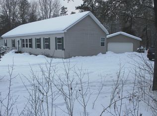 8348 S Grayling Rd, Grayling, MI 49738