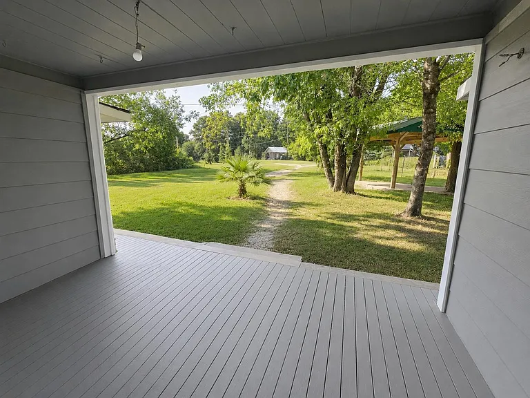 227 Live Oak Ln — Photo 7