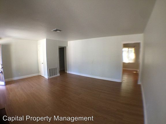 5th image of 3514 Robertson Ave