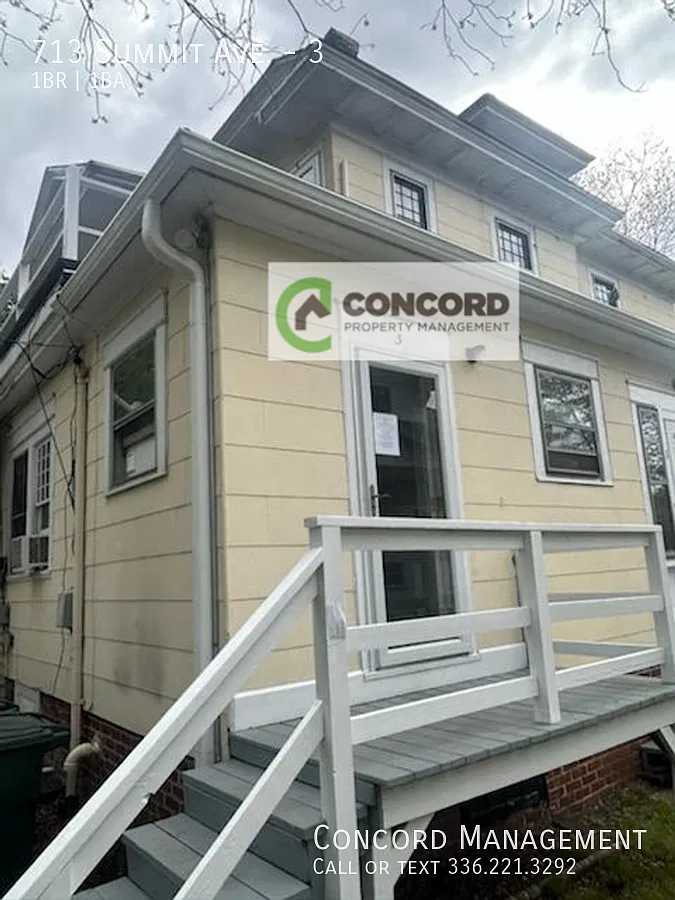 713 Summit Avenue - 3/Concordmgmt. Be aware of scams — Photo 2