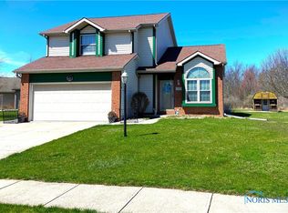 190 W Pinewood Ave, Defiance, OH 43512