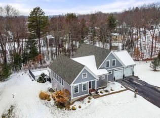 63 Grouse Run, Pelham, NH 03076