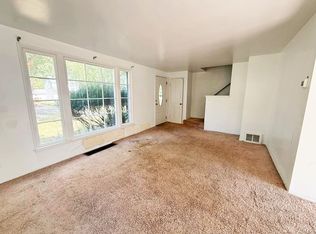 19604 Shakerwood Rd, Warrensville Heights, OH