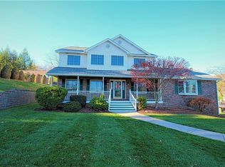 5137 Chevy Chase Dr, Finleyville, PA