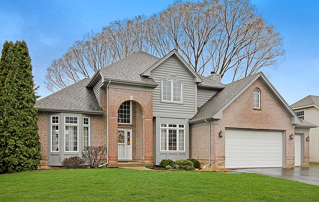 1st image of 212 Parker Dr