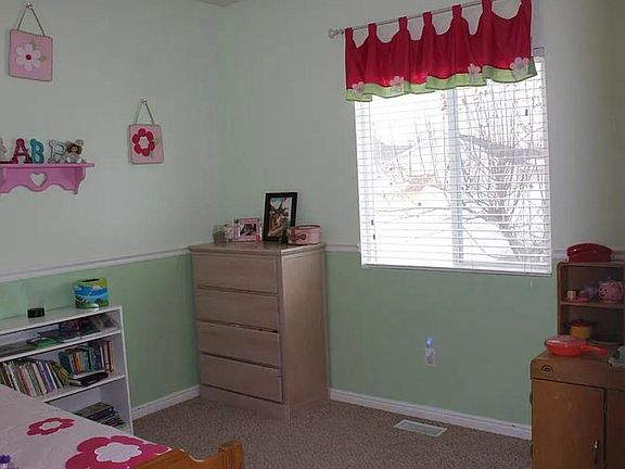 5th image of 5530 N Windsor Way