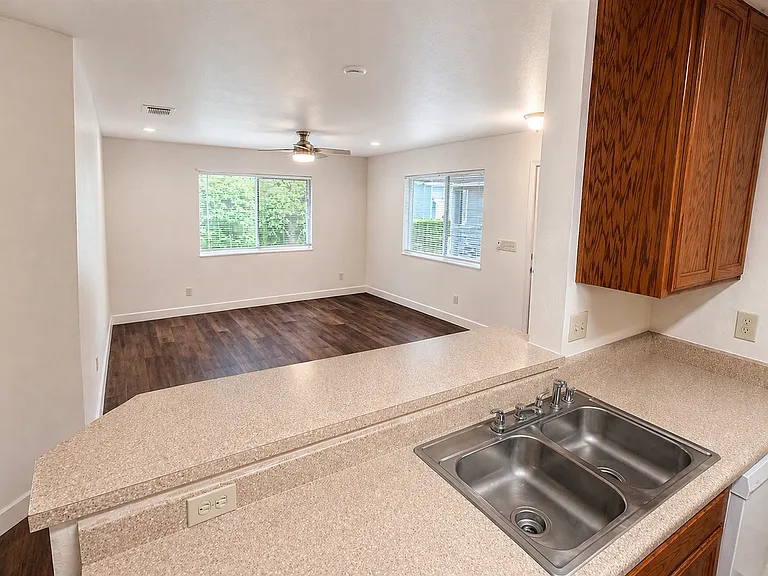 2485 Pillsbury Rd #1-4 — Photo 9