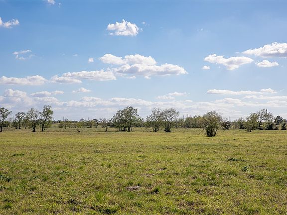 5th image of Trenckmann Rd