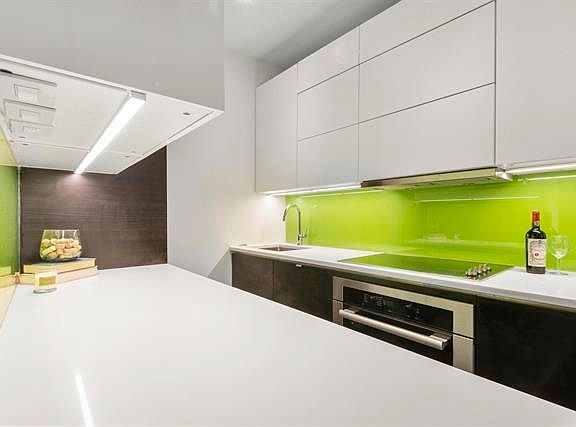 4th image of 86 Essex St APT 3B