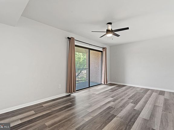 5th image of 10620 Provincial Dr APT E