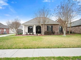 39354 Meadowbrook Ave, Prairieville, LA 70769