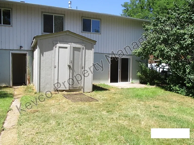 1400 Hillcrest Dr — Photo 21