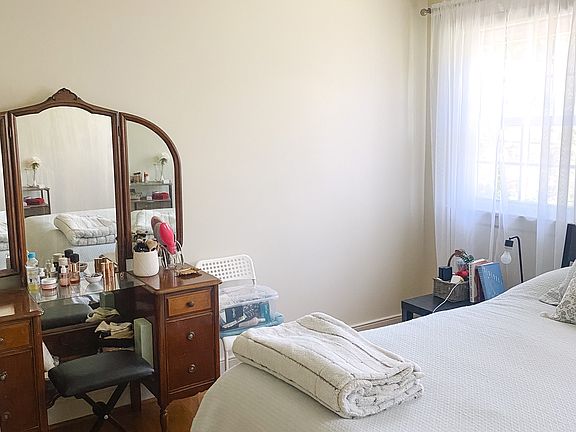 Bedroom #1