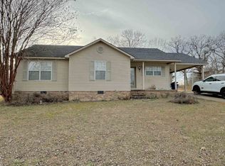 45 Pauline Dr, Adamsville, TN 38310