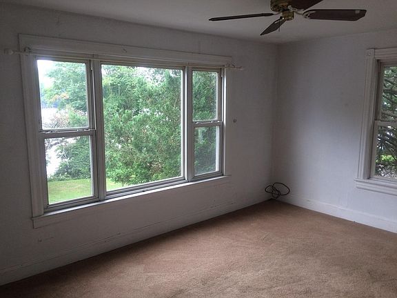 Living Room with a view of the Delaware River.