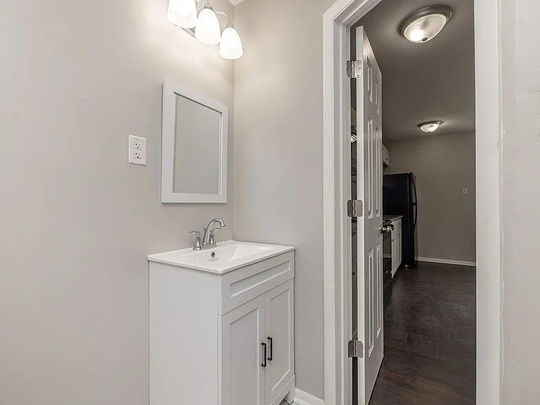 4306 Chamberlayne Ave — Photo 22