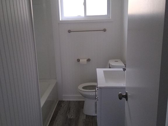 4th image of 26377 Brush St