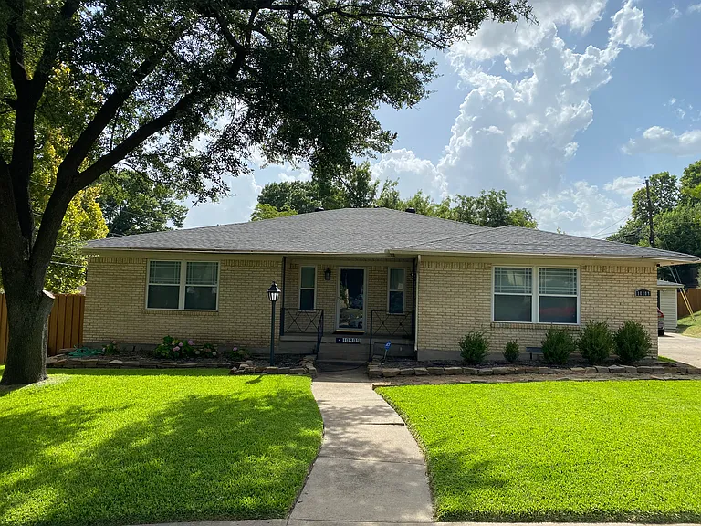 10809 Marchant Cir — Photo 1