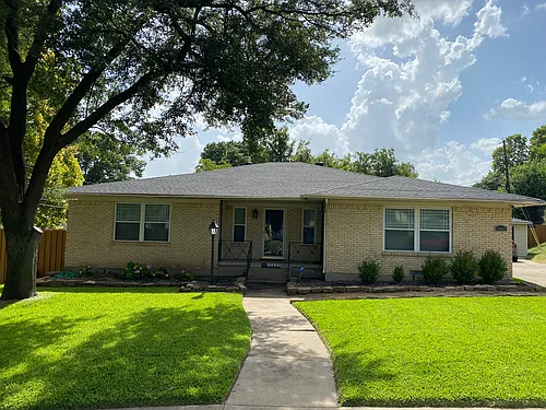 10809 Marchant Cir Photo 1