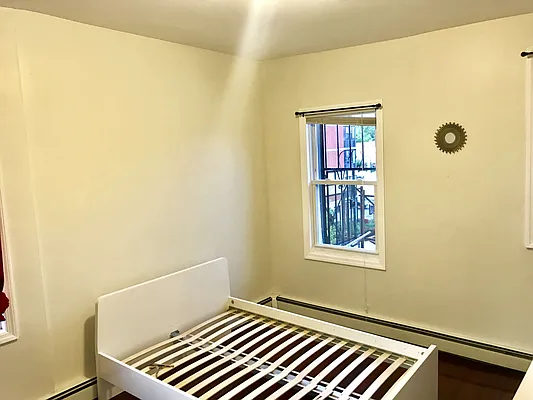 Rented by Voro, LLC | media 13