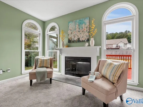 232 Shadowbrook Ln NE, Huntsville, AL 35811