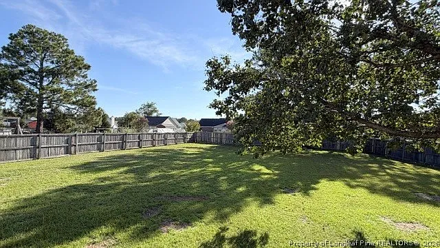 3 bed, 2.0 bath, 1572 sqft, $1,750 — Photo 3