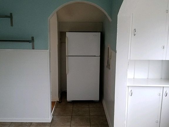 4th image of 500 Crawford St