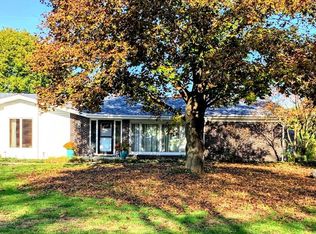 1175 Carol Crest Ct, Dundee, IL 60118