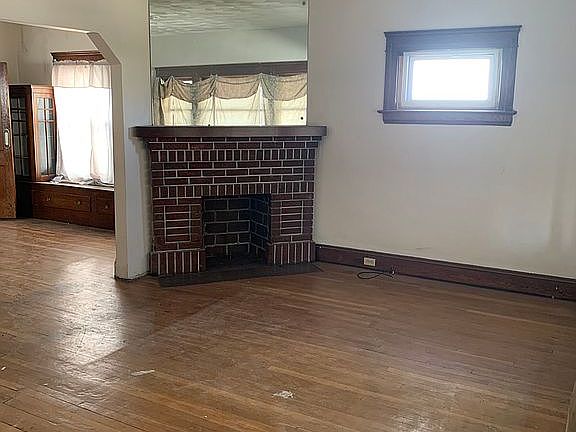 5th image of 11514 Fairport Ave