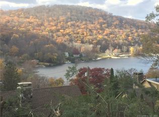 28 Ridge Rd, New Fairfield, CT 06812