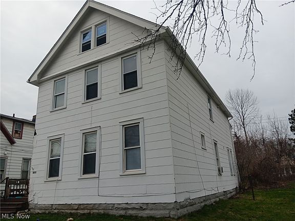 2nd image of 3618 W 49th St
