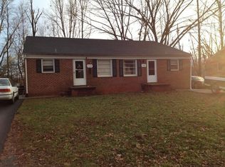 118 Middlesex Dr #B, Charlottesville, VA 22901
