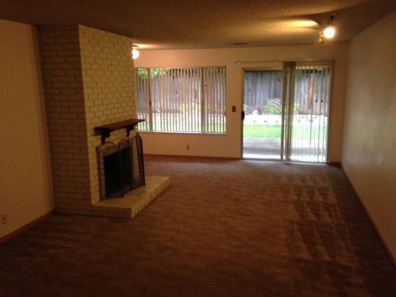 5th image of 558 Marigold Dr
