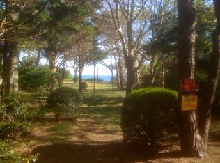 25 Lighthouse Ln, Hyannis, MA 02601