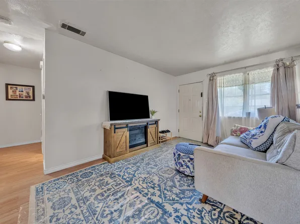 1809 Dunning St, Irving, TX 75061