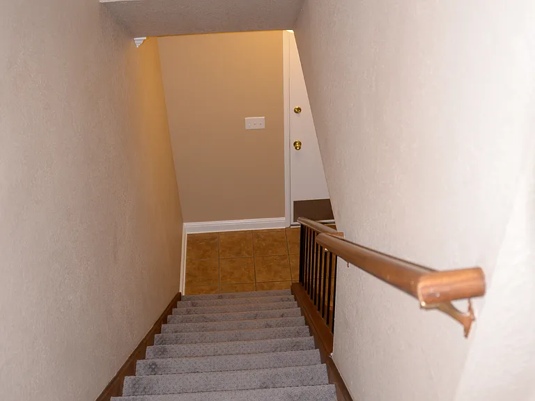 1433 Terra Nova Blvd — Photo 15