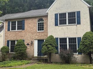 4215 Tara Cir, Upper Chichester, PA 19061