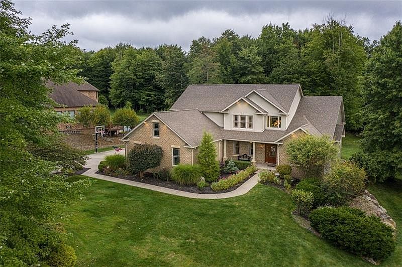 1st image of 2627 Cherry Hill Ln