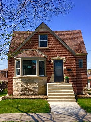 1st image of 3016 N Neenah Ave