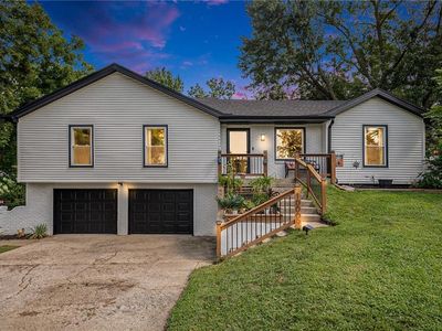 10009 NW 70th Ct, Parkville, MO, 64152