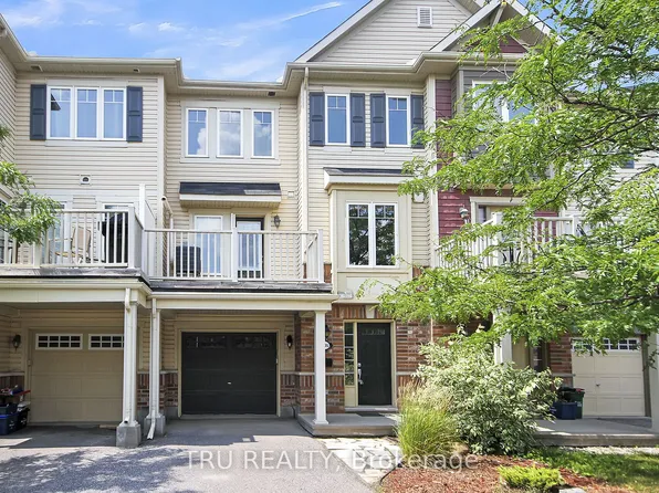 2505 Waterlilly Way, Ottawa, ON K2J 0K2