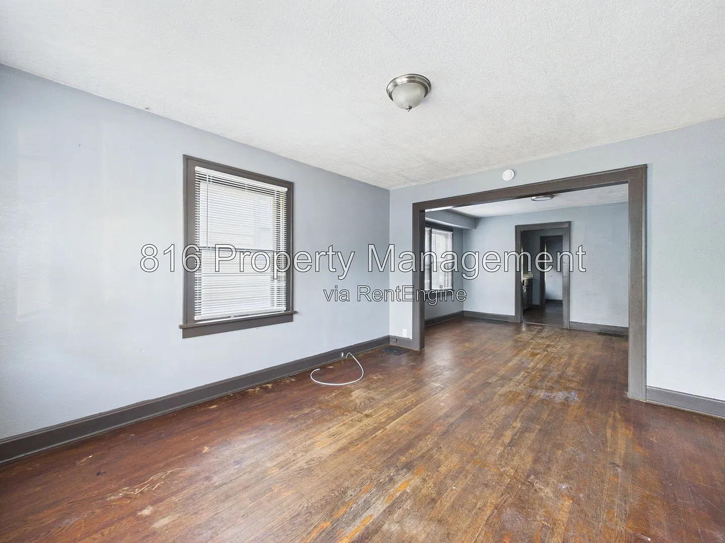 2 bed, 1.0 bath, 856 sqft, $1,000 — Photo 2