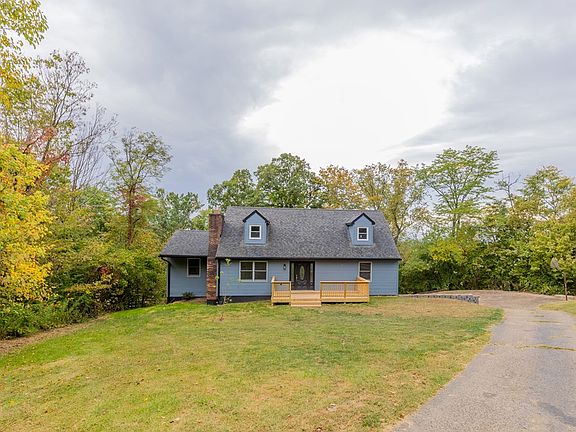 2nd image of 119 Woodland Way