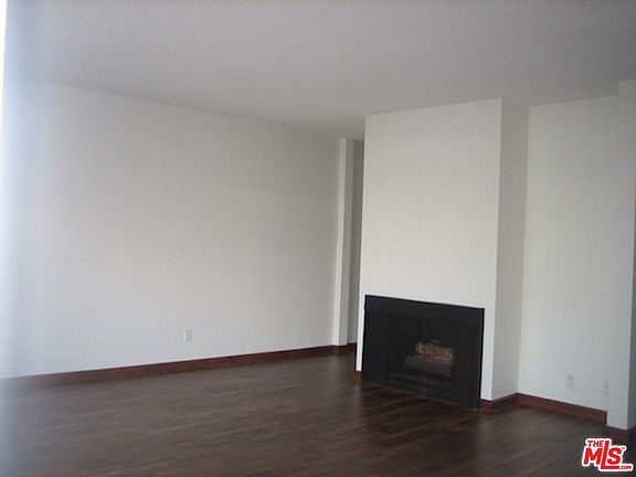 2nd image of 1144 21st St APT 2