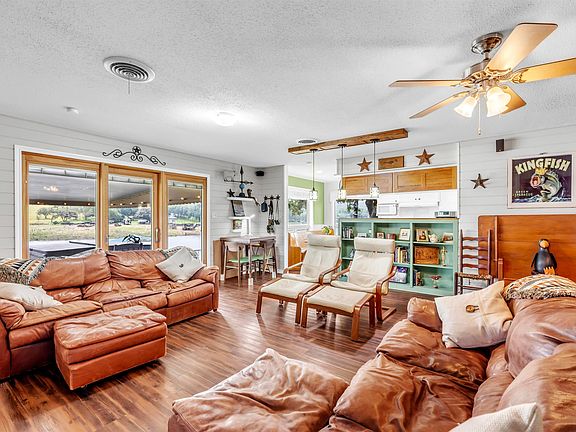 5th image of 518 Island Lodges Drive