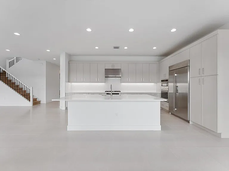 20062 Hirono Ln — Photo 8