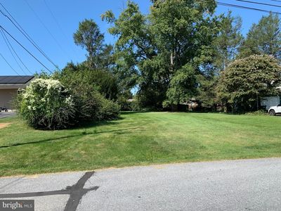 2024 Meadow Ridge Dr, Lancaster, PA, 17601
