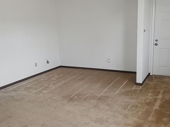 4th image of 810 Highland Dr APT 103