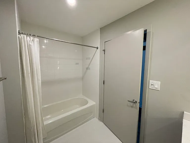 6 S Laflin St #804 — Photo 16