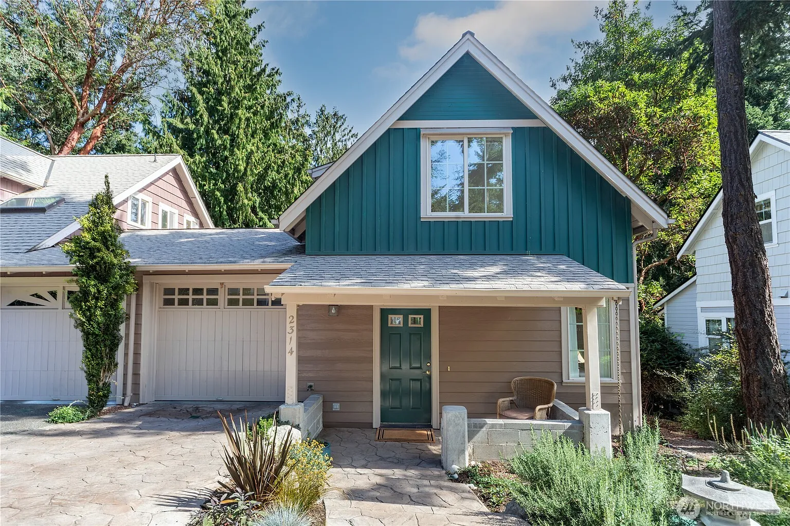 2314 Ebony Street photo 1